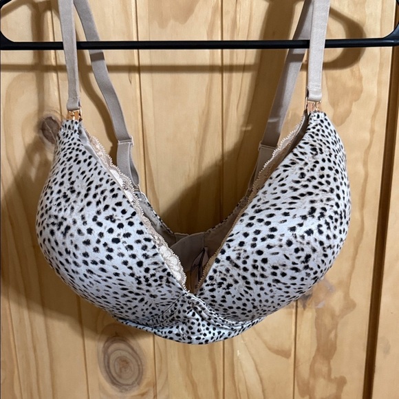 Victoria's Secret Other - Victoria's Secret Black and Cream Spotted Bra